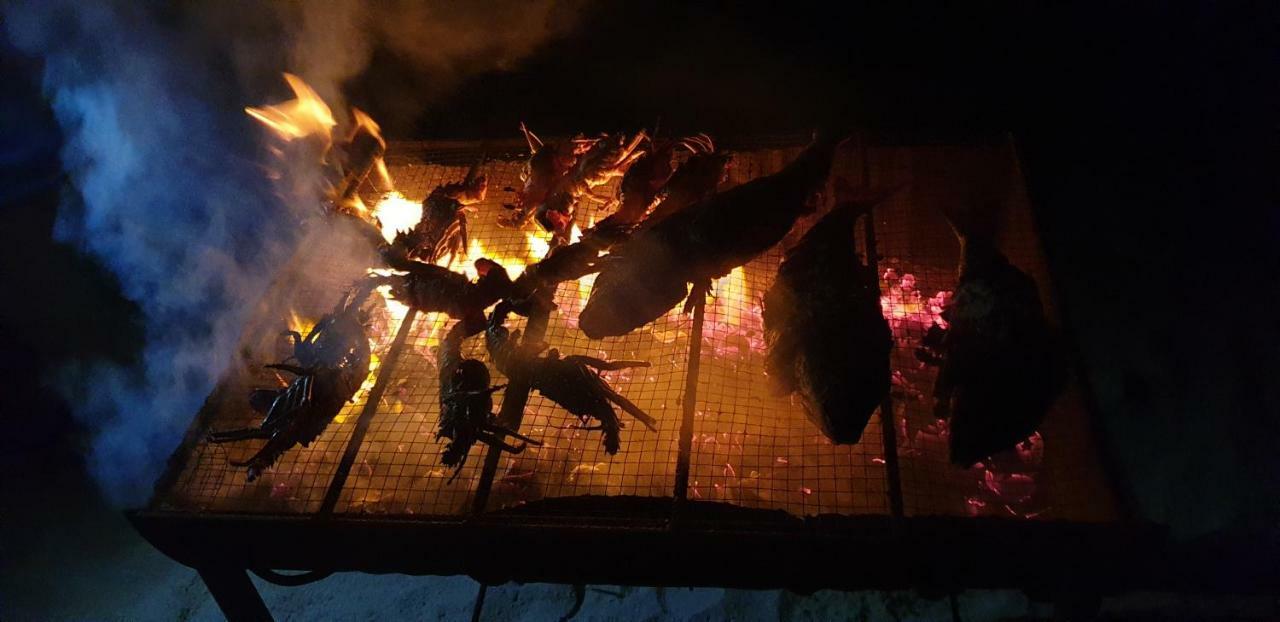 Fuvahmulah Inn Buitenkant foto
