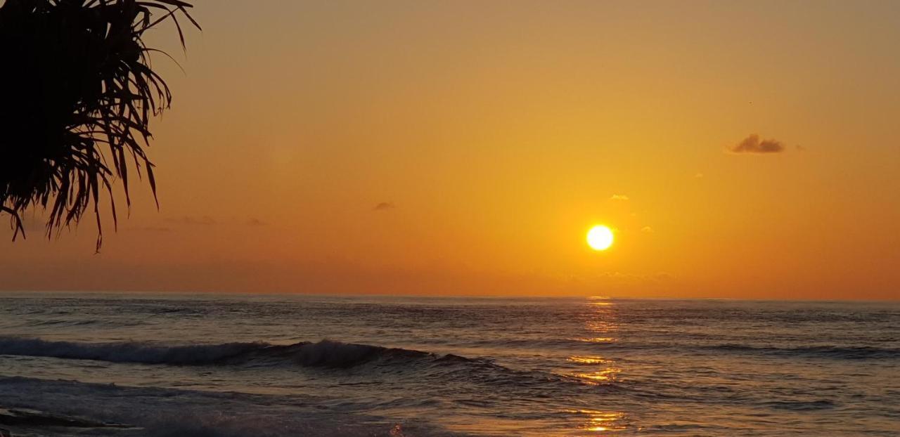 Fuvahmulah Inn Buitenkant foto