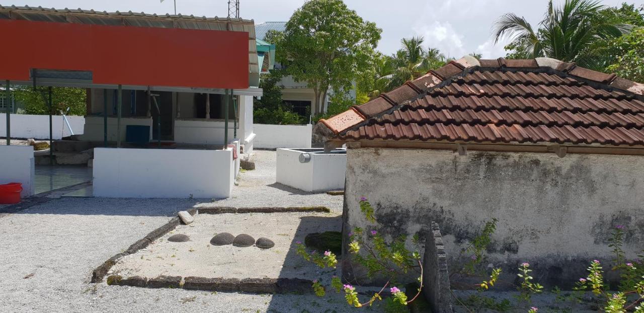 Fuvahmulah Inn Buitenkant foto